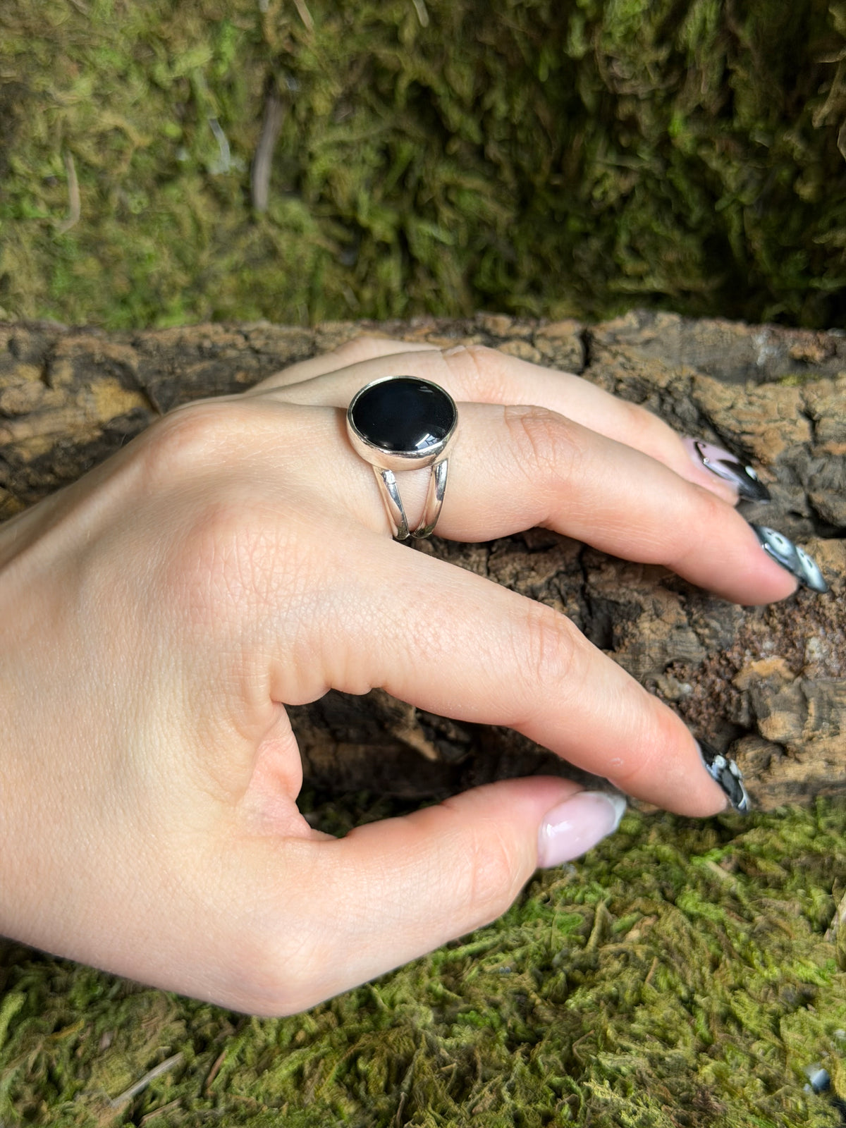 Onyx Orb Ring ✦ Size 8.5