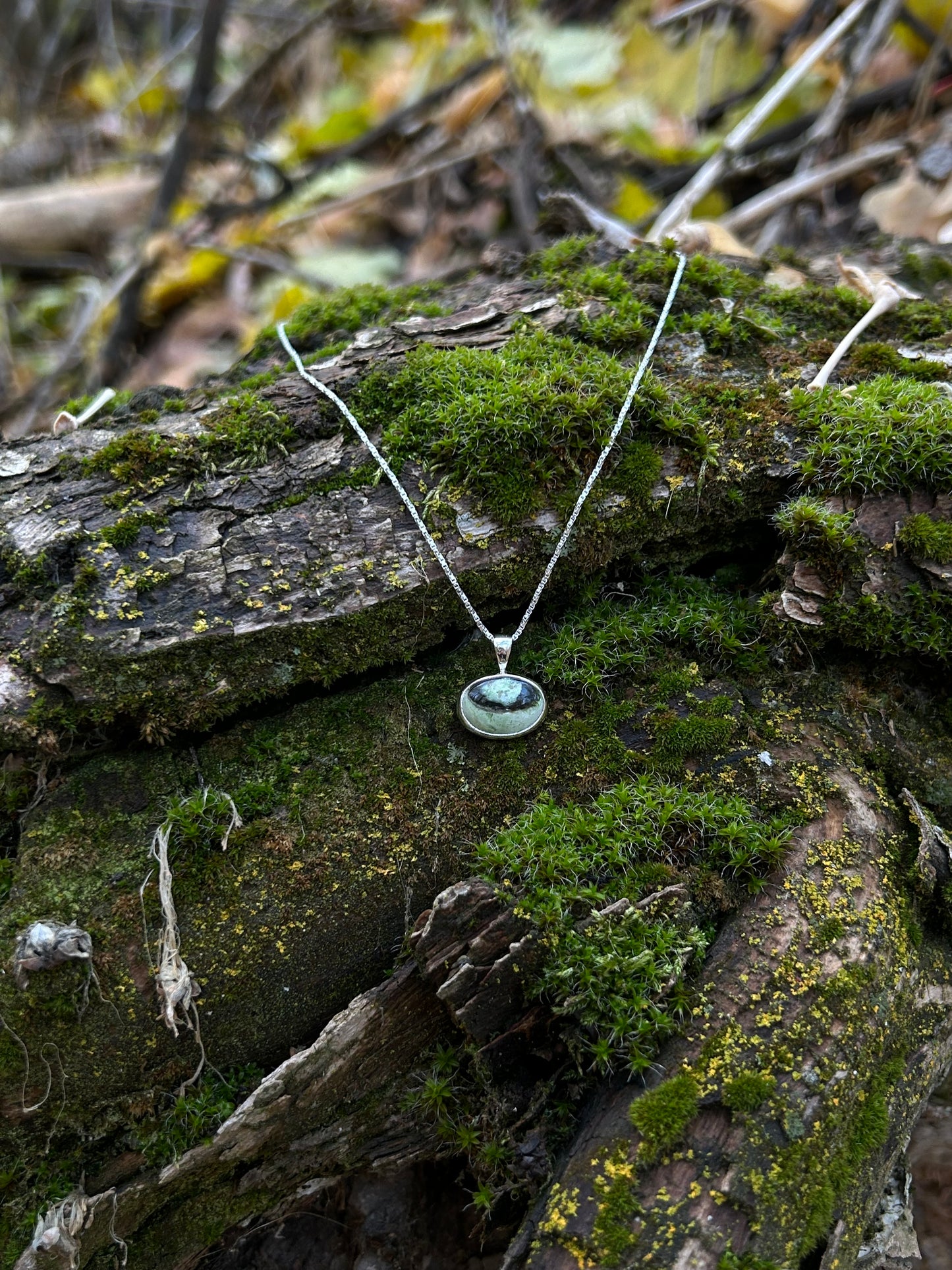 Cyclops Chrome Chalcedony Necklace